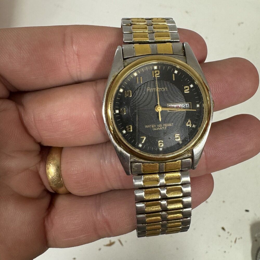 VTG Armitron 20/1143XLD 2105 Water Resistant Flex Quartz Silver Gold Toned Watch